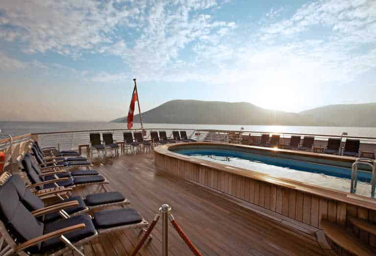 SeaDream Yacht Club, SeaDream yacht pool, amenities on SeaDream yachts