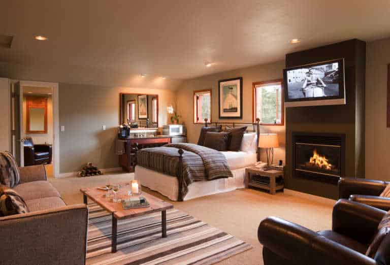 rooms in Mendocino, suites in Mendocino, Northern California resorts