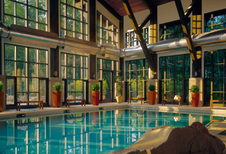 Pool at Lodge at Woodloch, does Lodge at Woodloch have a pool, Poconos resorts with indoor pools