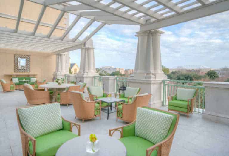 Charleston hotels, Hotel Bennett outdoor lounge